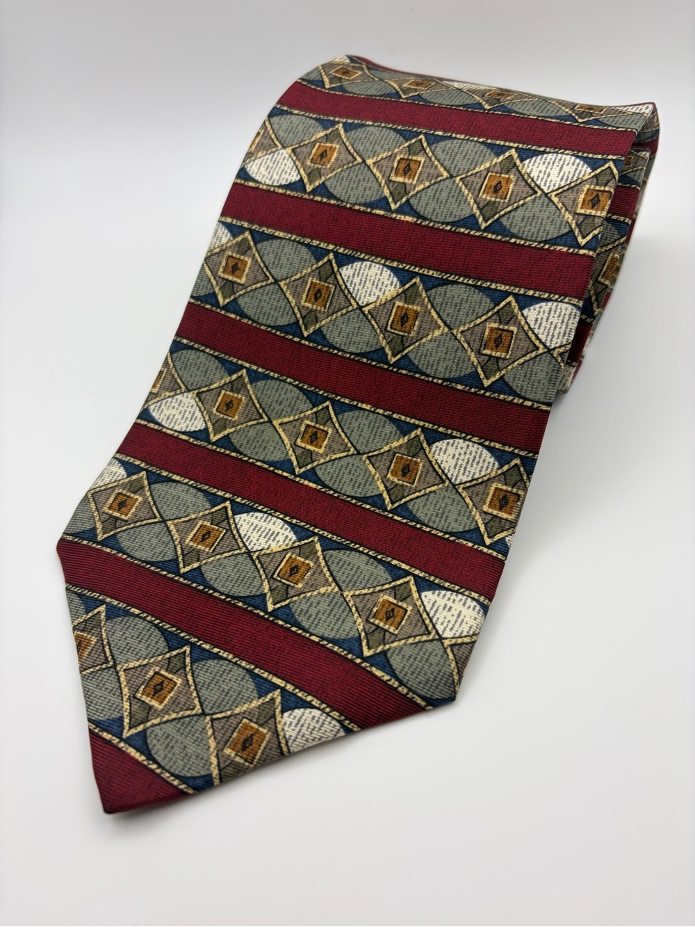 Vintage Boston Harbor Men’s Tie 100% Silk Tie Red Gray Gold Made In USA